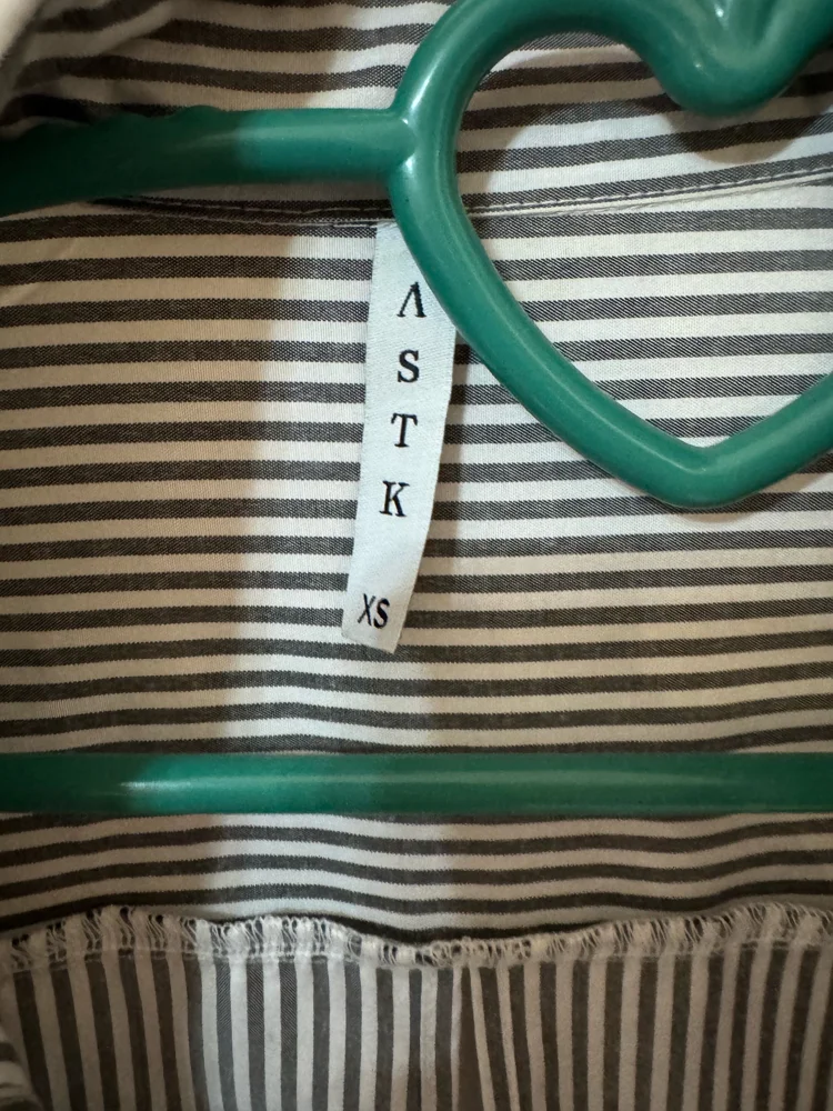 Montale Shirts, size XS / 34 / 6, photo 3