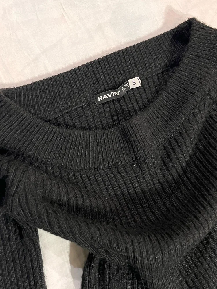 RAViN Sweaters & Pullovers