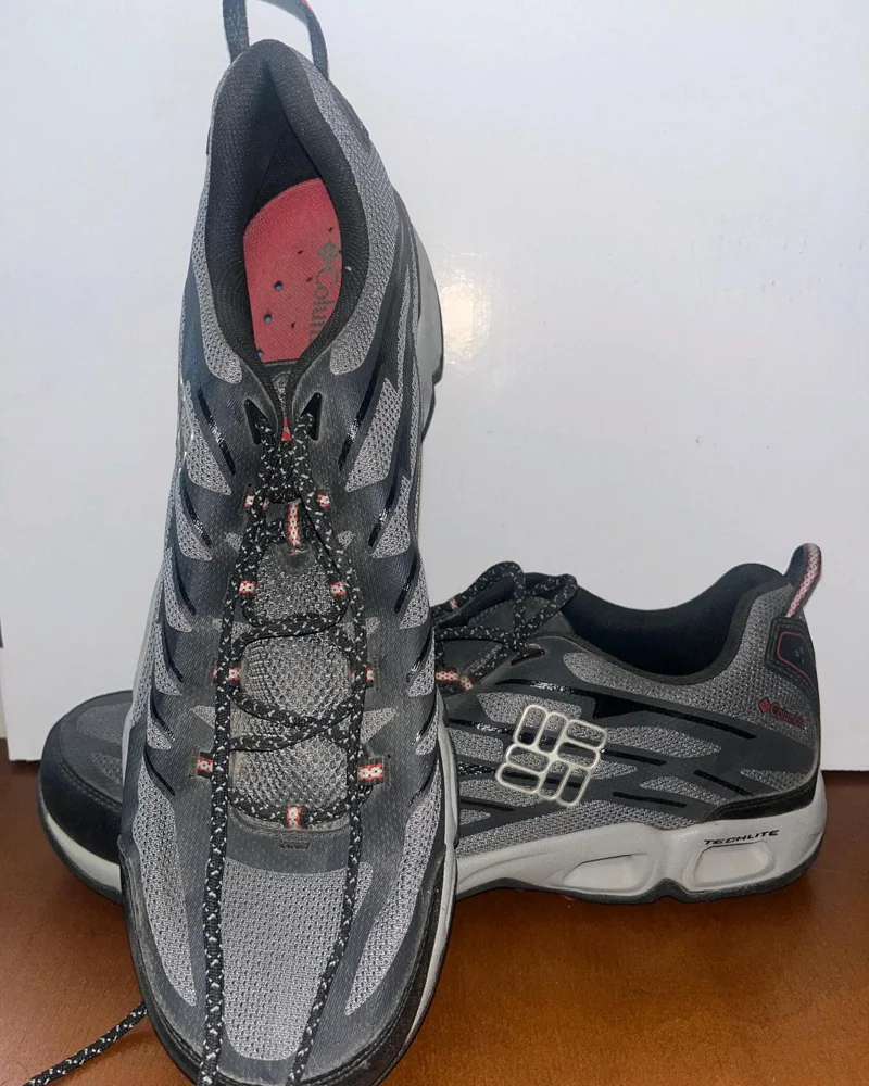 Columbia Sneakers