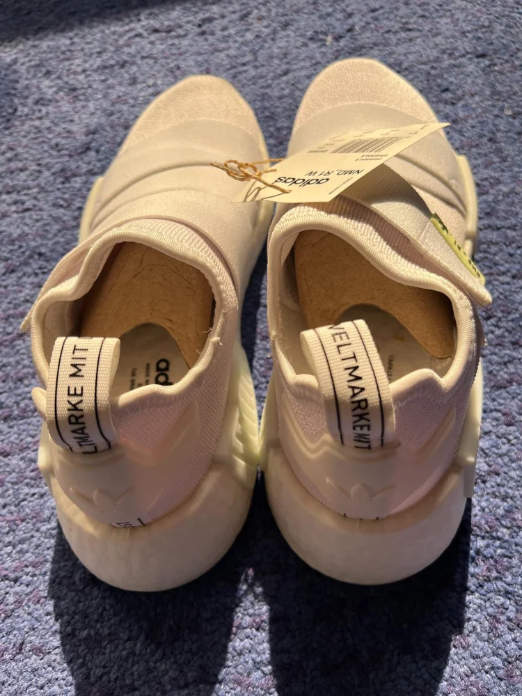 adidas Sneakers, size 37.5, photo 2