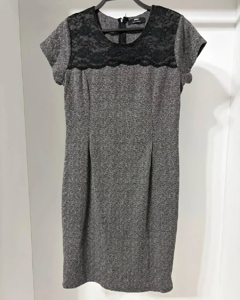 Max Mini Dresses