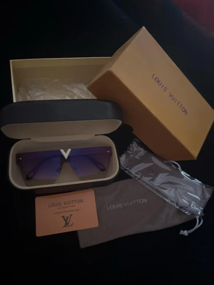 Louis Vuitton Sunglasses, size Other, photo 2
