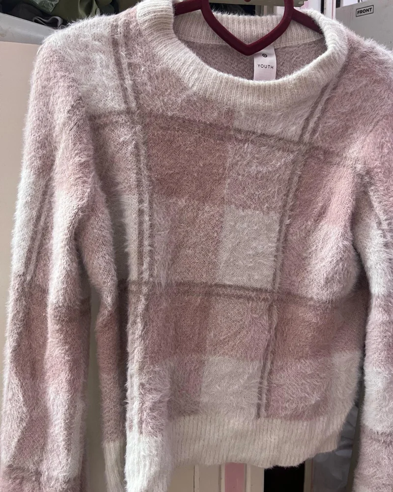 Sweaters & Pullovers