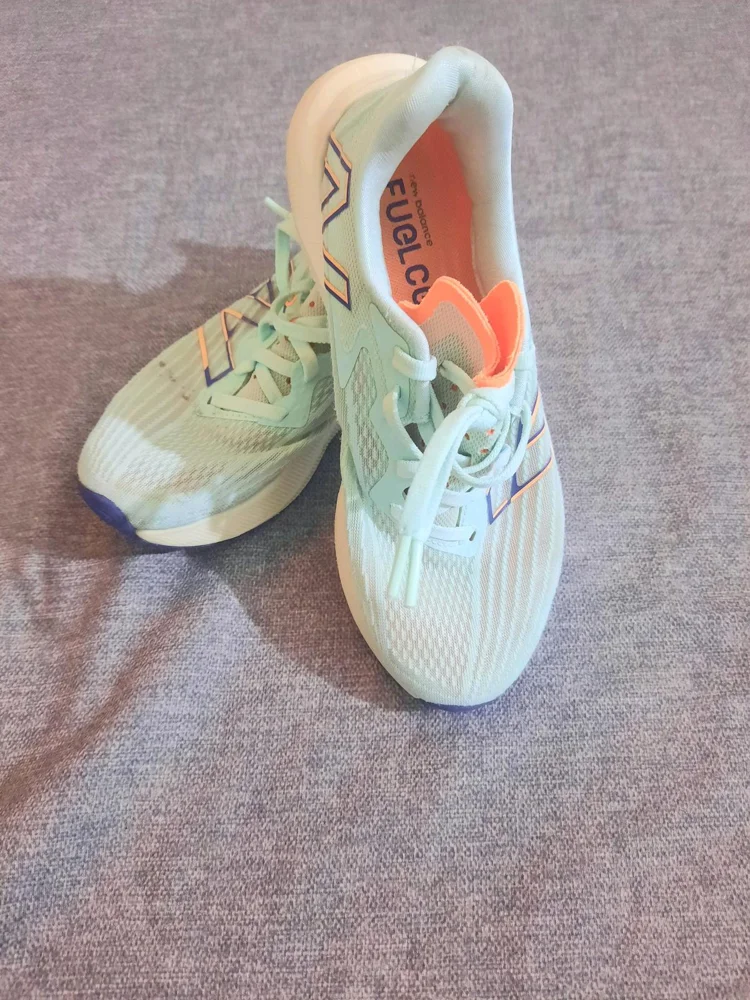 New Balance Shoes, size 12y, photo 3