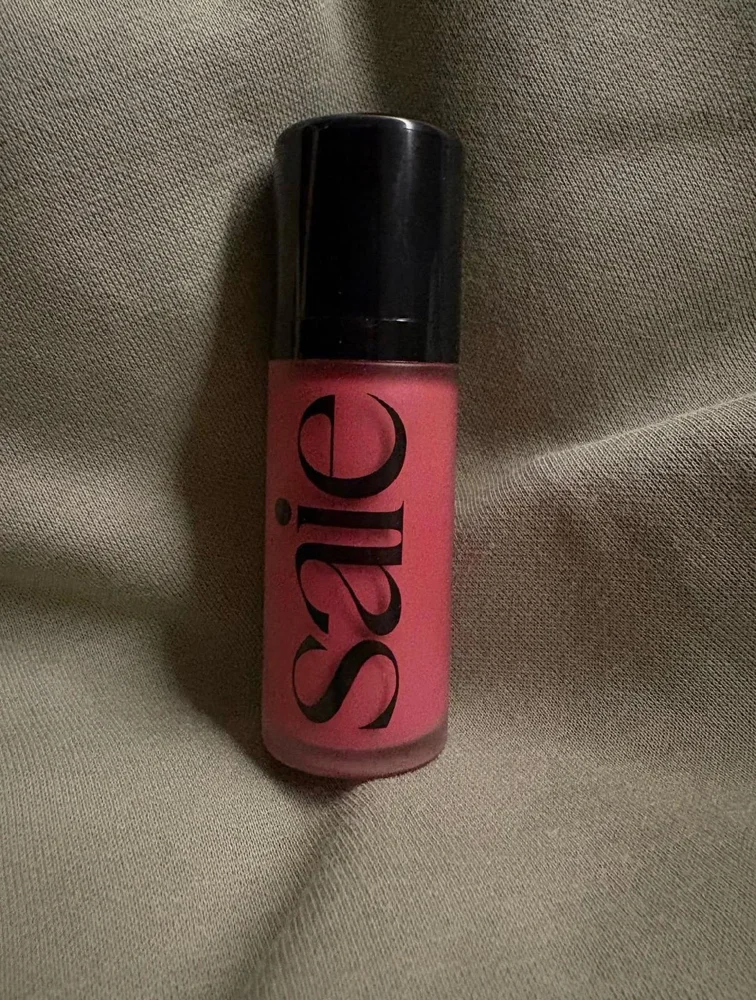 Saie Makeup