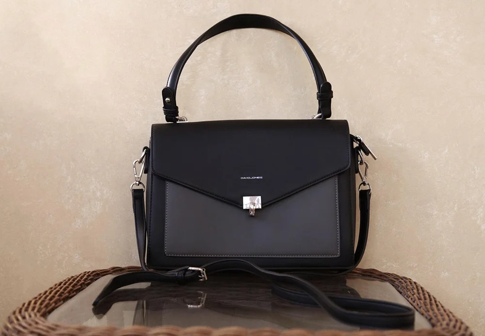 David Jones Shoulder Bag