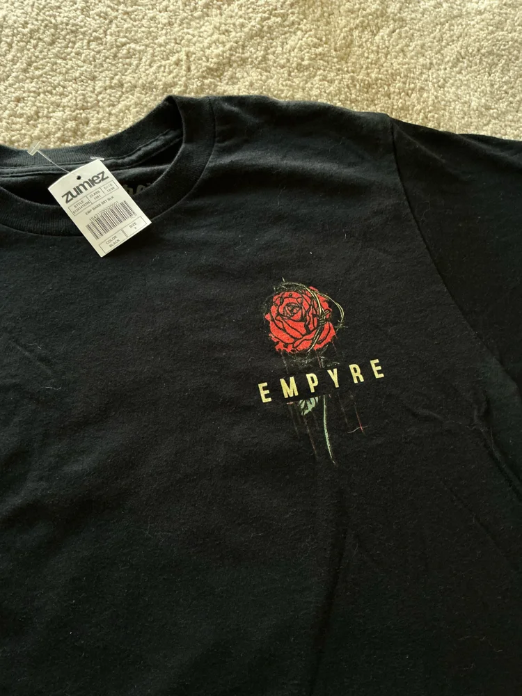 Zumiez T-shirts, size XS, photo 2