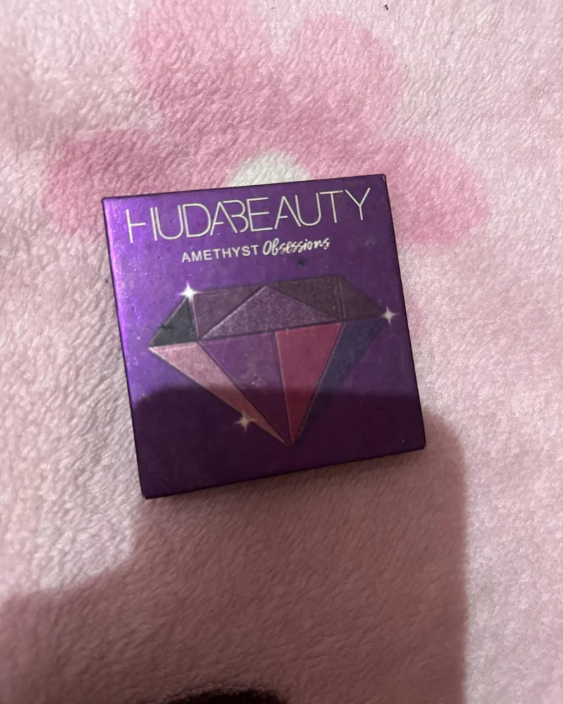 Huda Beauty Makeup