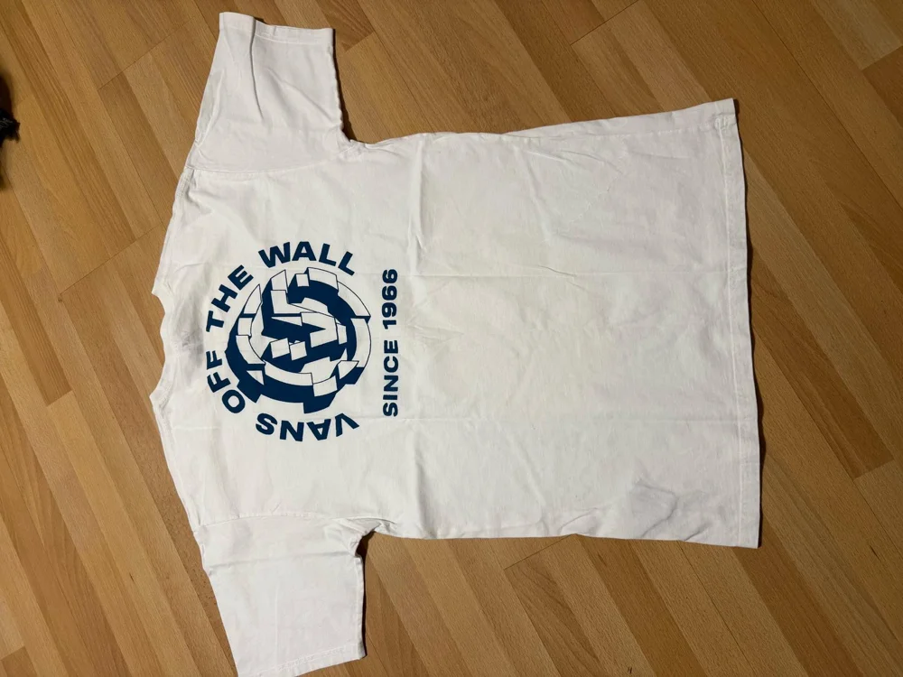 Vans T-shirts, size M, photo 3