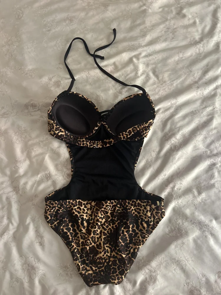 Wet Seal One-Piece Swimsuits, size S / 36 / 8, photo 2