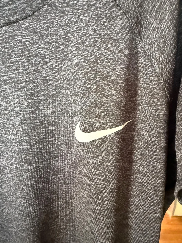 Nike T-shirts, size XXL / 44 / 16, photo 3