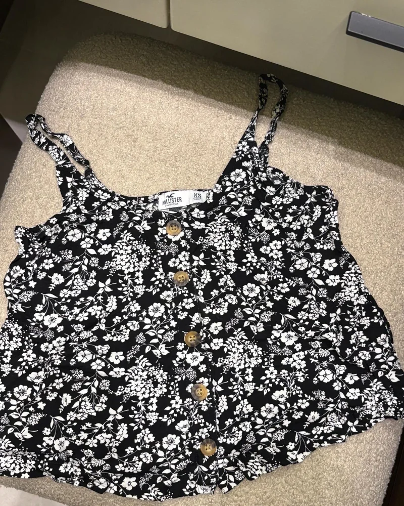 Hollister Blouses