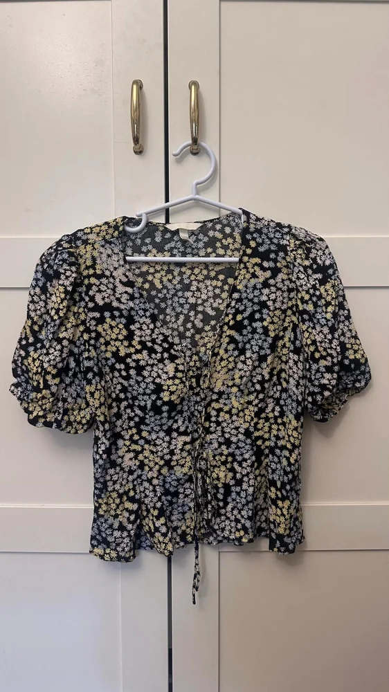H&M Blouses
