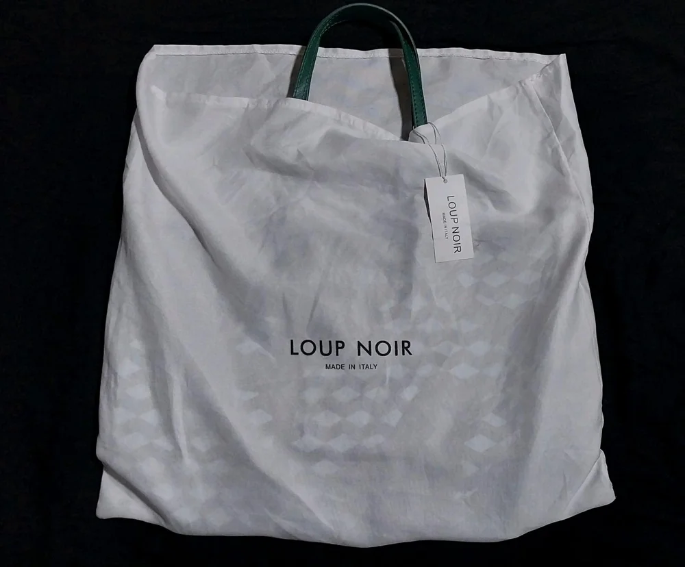 LOUP NOIR Shoulder Bag