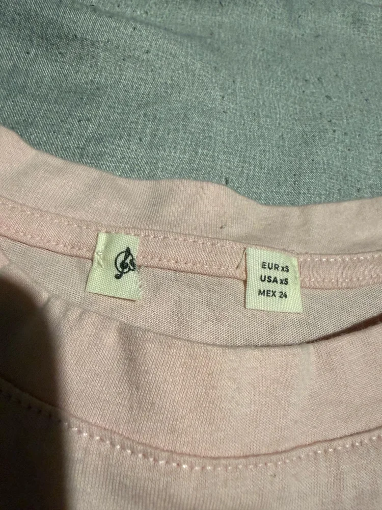 Stradivarius T-shirts, size XS / 34 / 6, photo 3