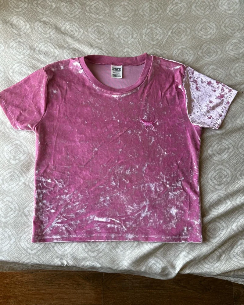 Pink T-shirts