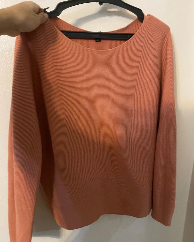 Uniqlo Sweaters & Pullovers