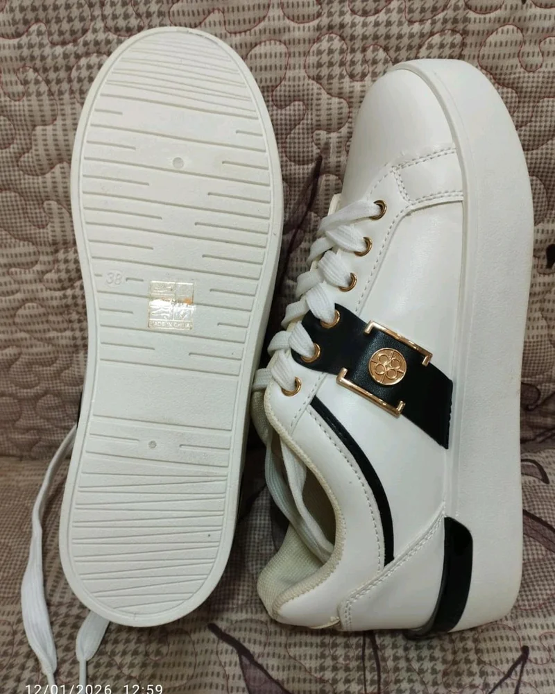 deja vu Sneakers, size 38, photo 5