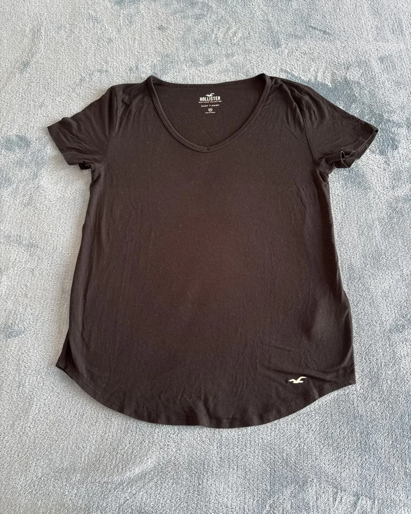 Hollister T-shirts