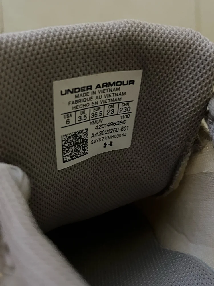 Under Armour Sneakers, size 36.5, photo 3