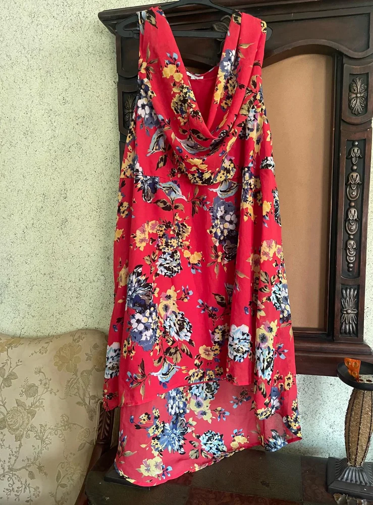 Max Midi Dresses