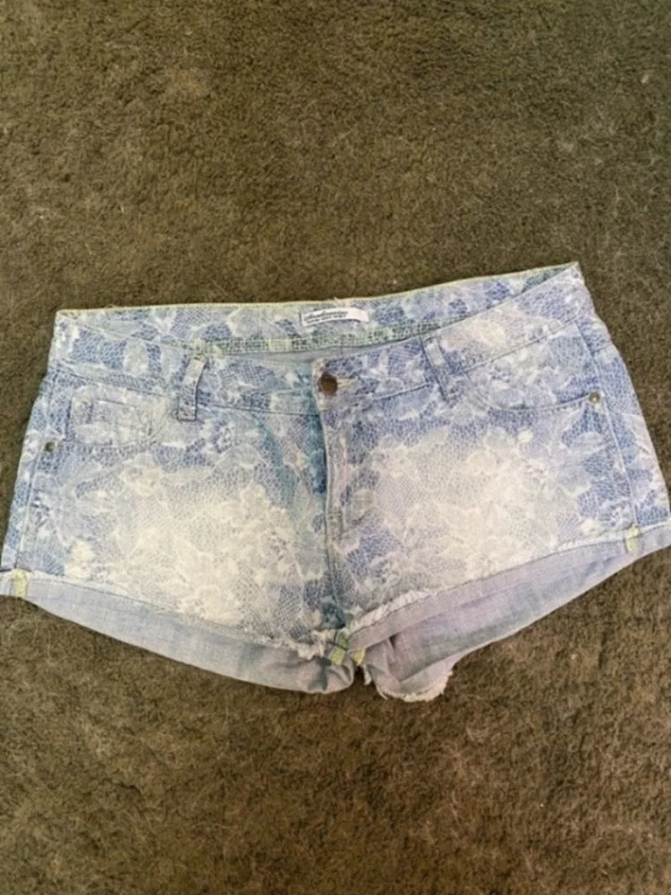 Stradivarius Shorts