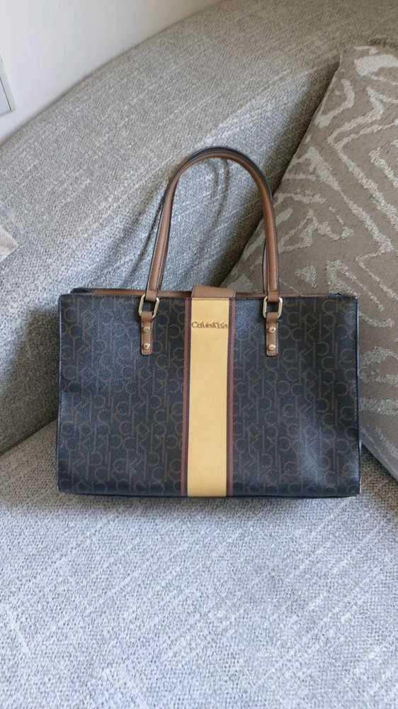 Calvin Klein Shoulder Bag