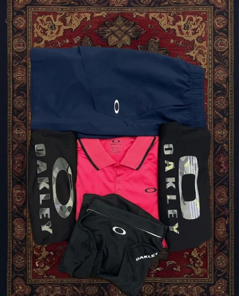Oakley T-shirts, size L, photo 3