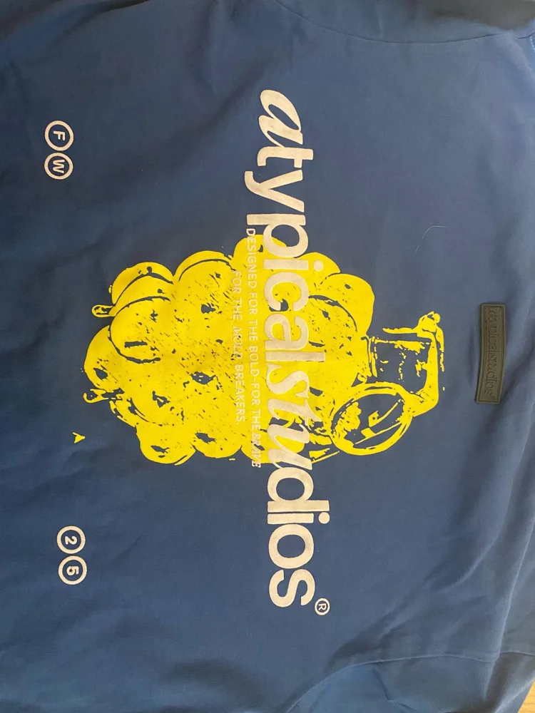 Local T-shirts, size S, photo 3