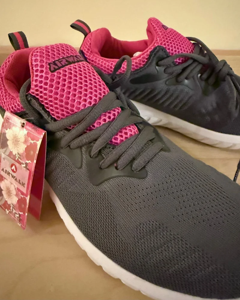 Sneakers, size 38, photo 2