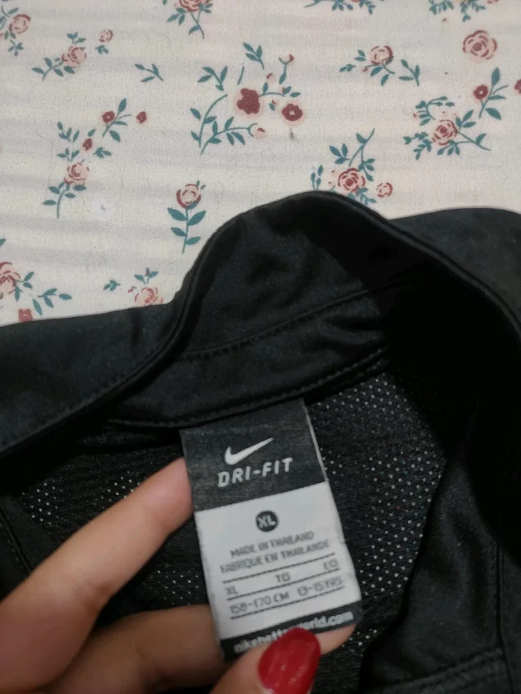 Nike T-shirts, size XL, photo 3