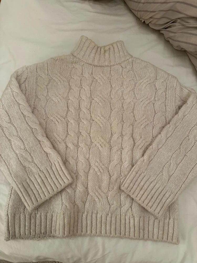 H&M Sweaters & Pullovers