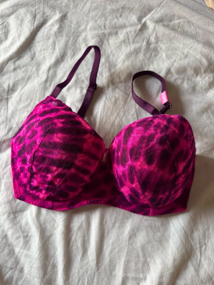 Pink Bras