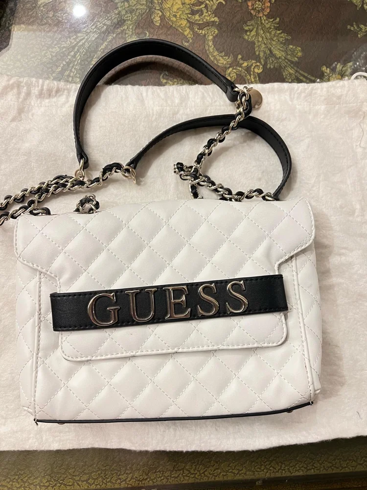 GUESS Shoulder Bag
