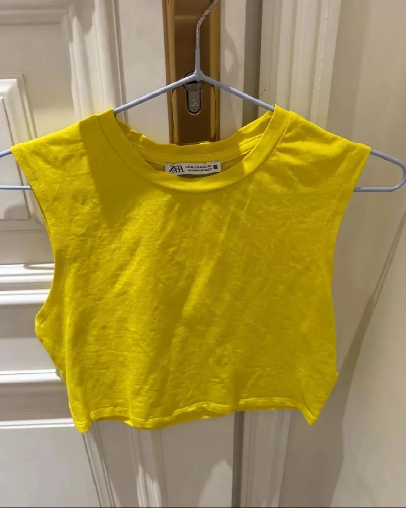 Zara Tank Tops