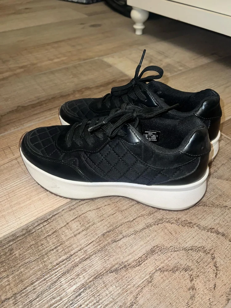 Zara Sneakers