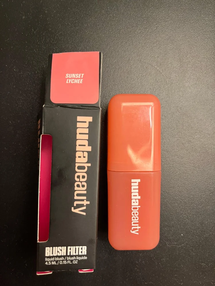 Huda Beauty Makeup