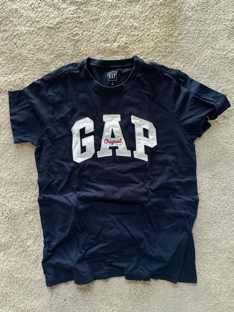 GAP T-shirts