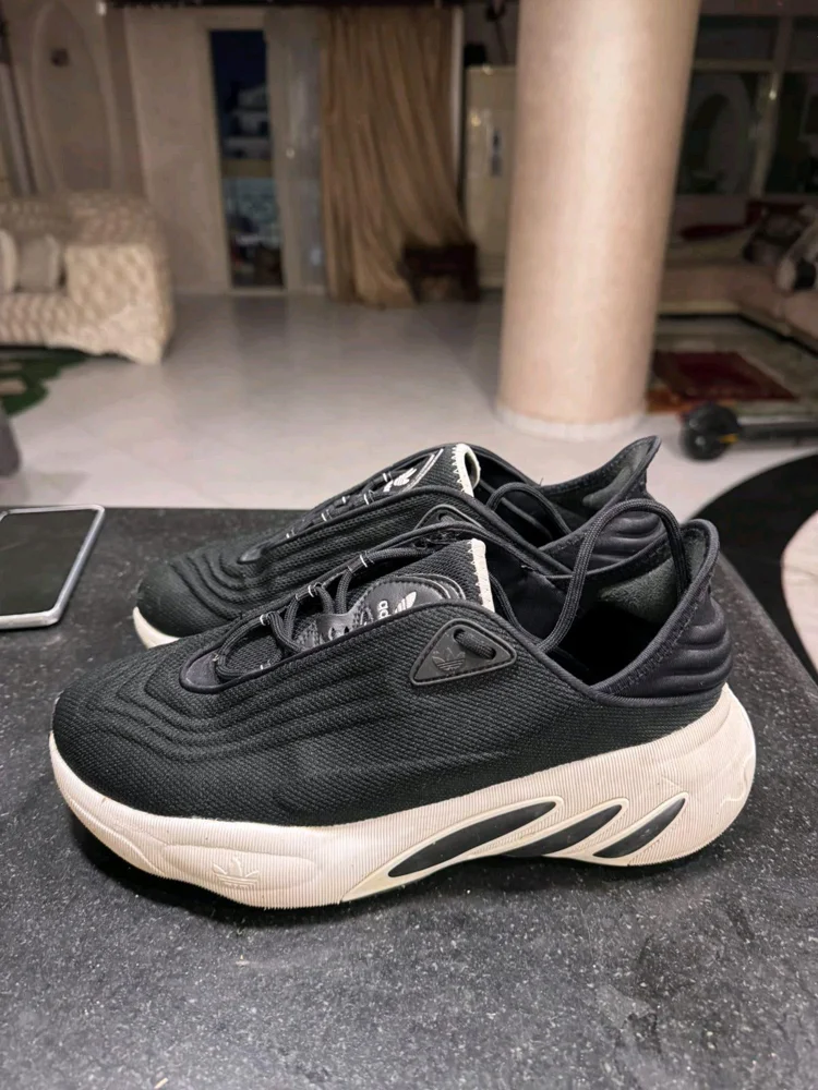 adidas Originals Sneakers