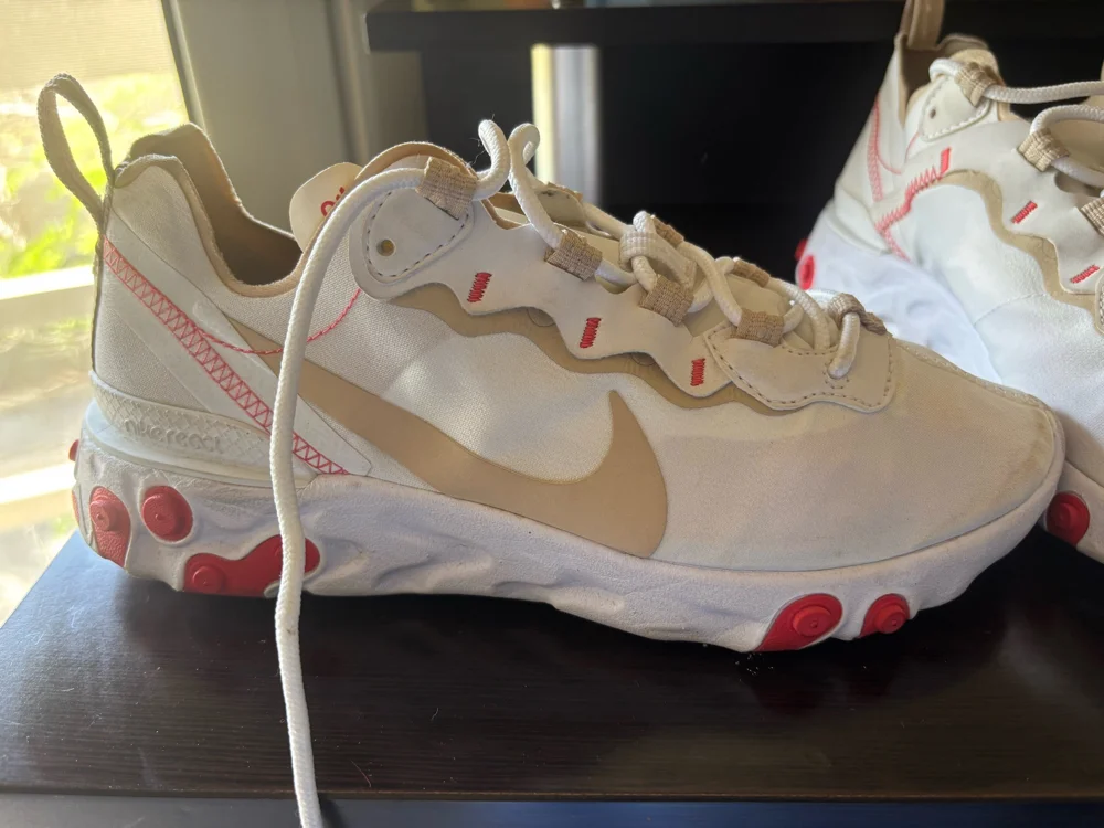 Nike Sneakers