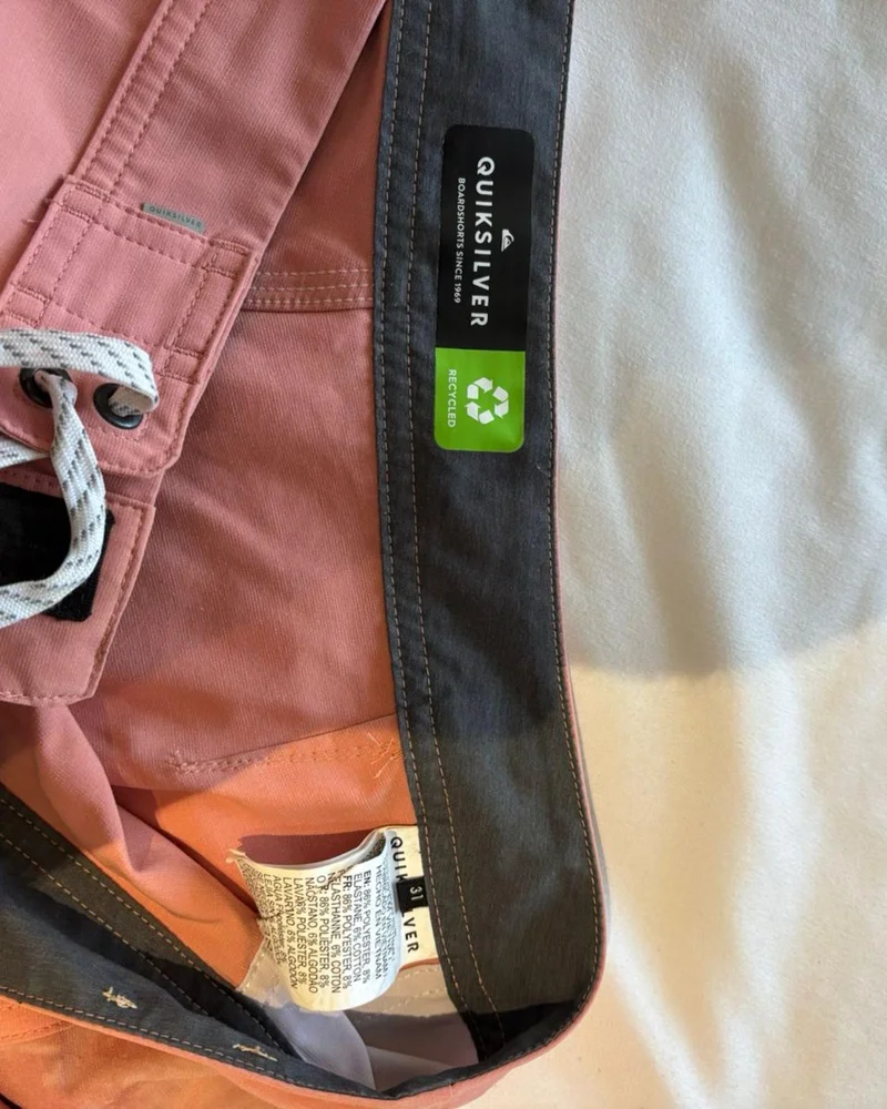 Quiksilver Board Shorts, size M, photo 2
