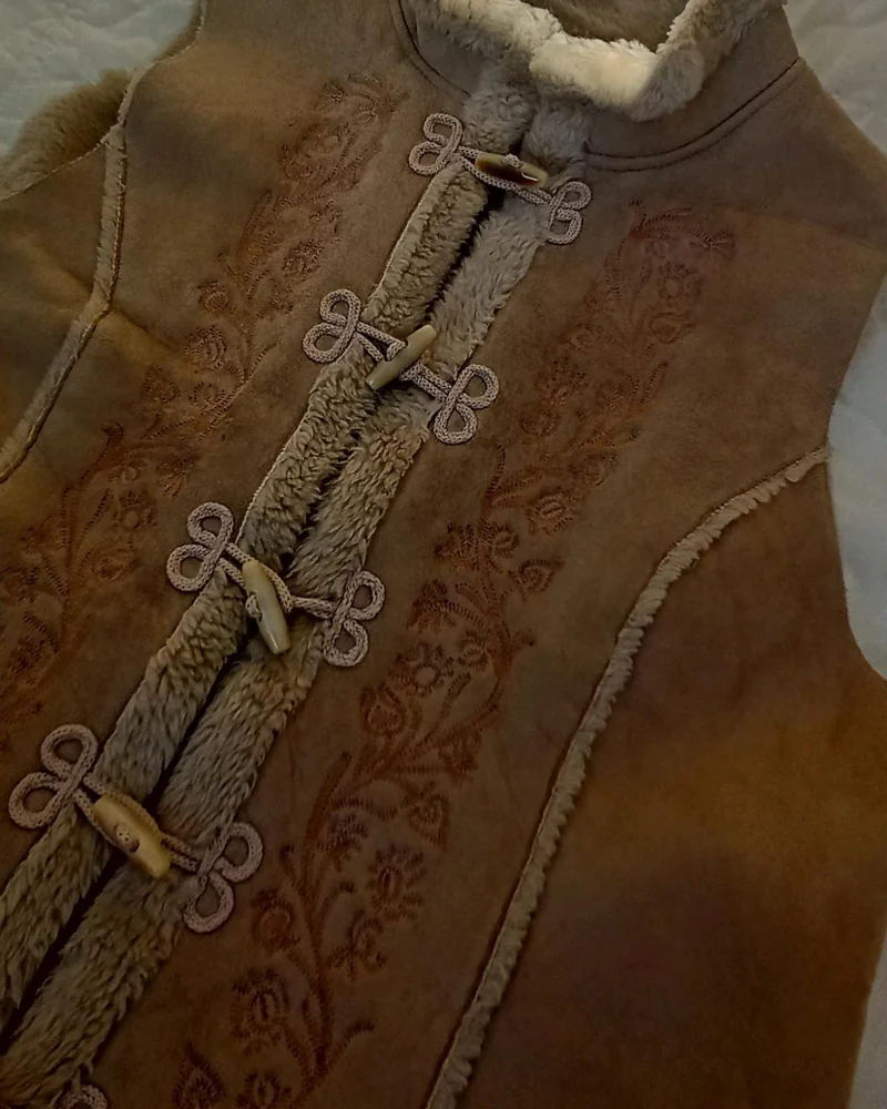 Wallis Vests, size Other, photo 2