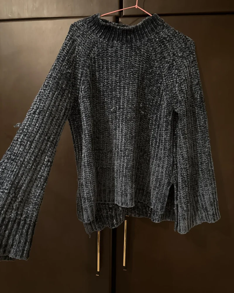 Sweaters & Pullovers