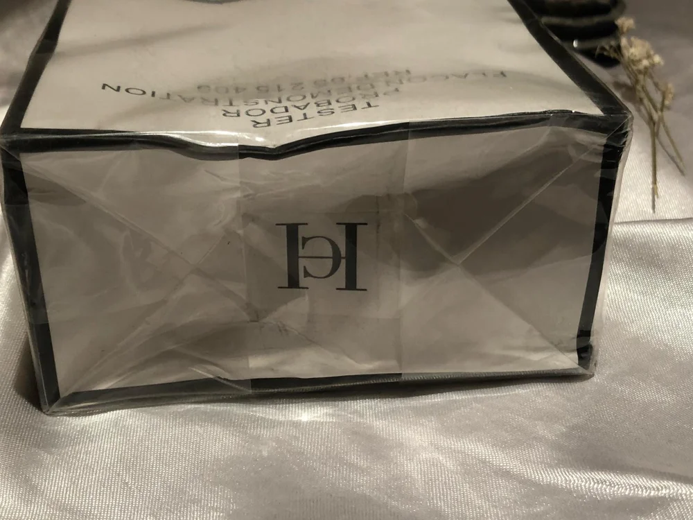 Carolina Herrera Perfume, size No Size, photo 3