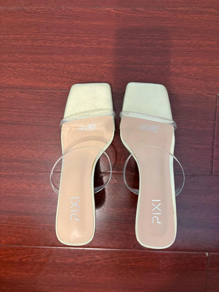 Pixi Sandals