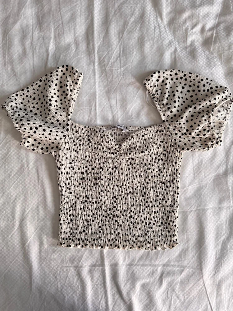 Stradivarius Crop Tops