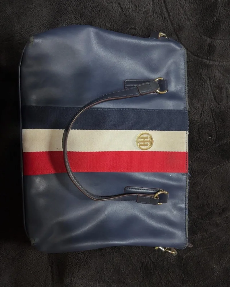 Tommy Hilfiger Handbags