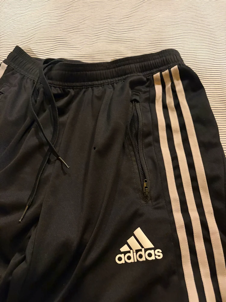 adidas Shorts, size XS / 34 / 6, photo 3