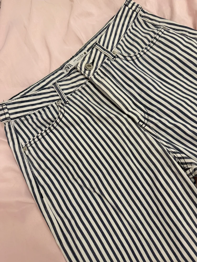 Zara Jeans