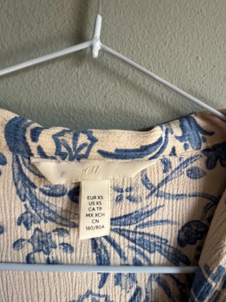 H&M Blouses, size XS / 34 / 6, photo 3
